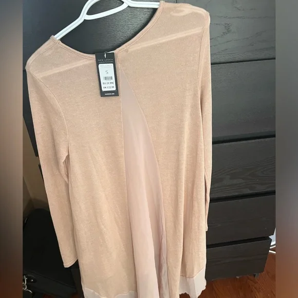 Beautiful top! - Picture 3 of 3